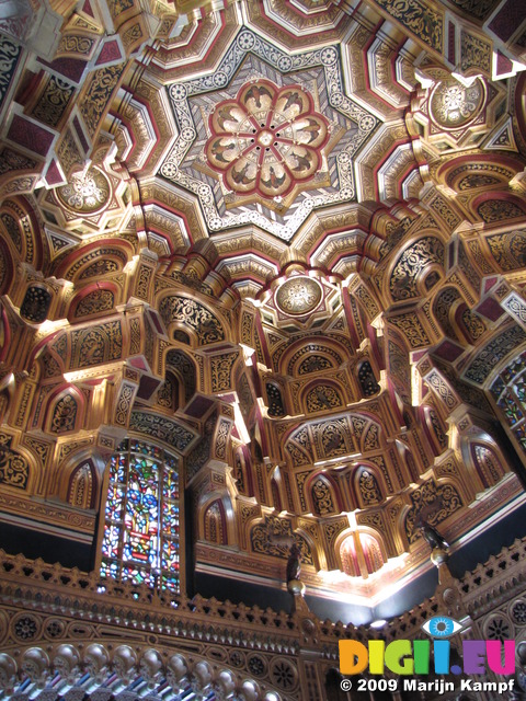 SX03318 Ceiling of Arab room Cardiff Castle